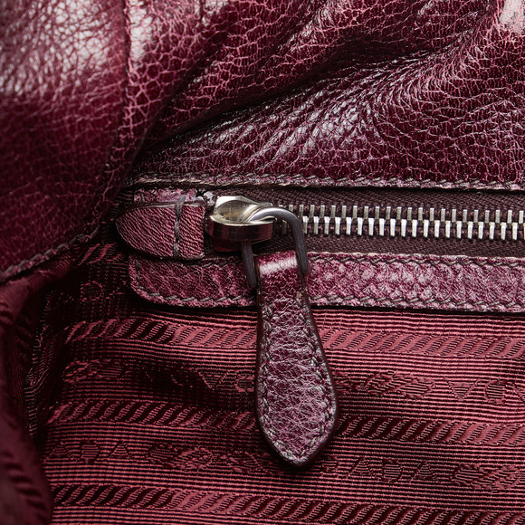 PRADA Vitello Daino Handbag - Picture 8 of 11